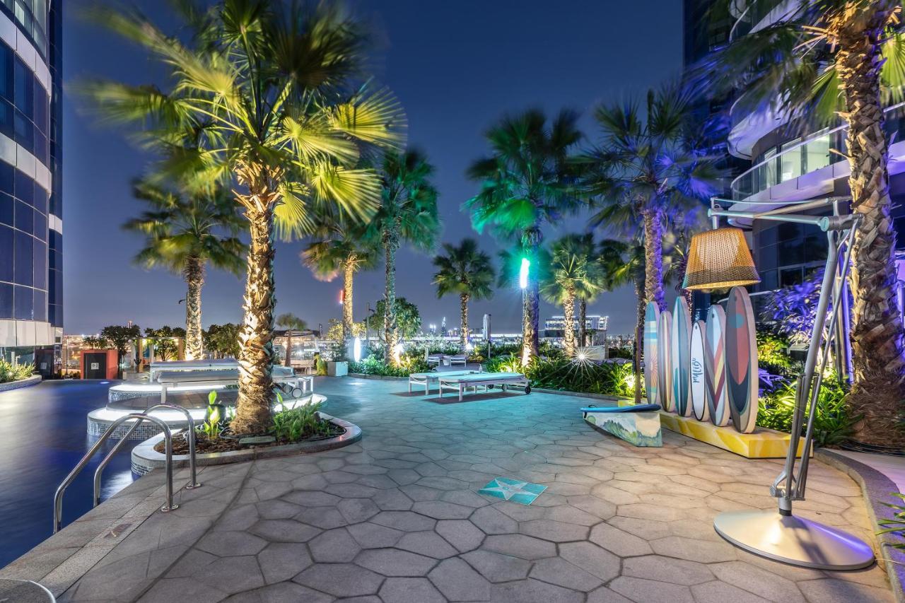 Paramount Hotel